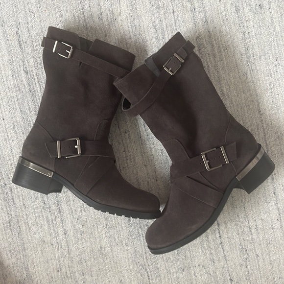 Vince Camuto NEW gray suede moto boots with buckles - Picture 5 of 12